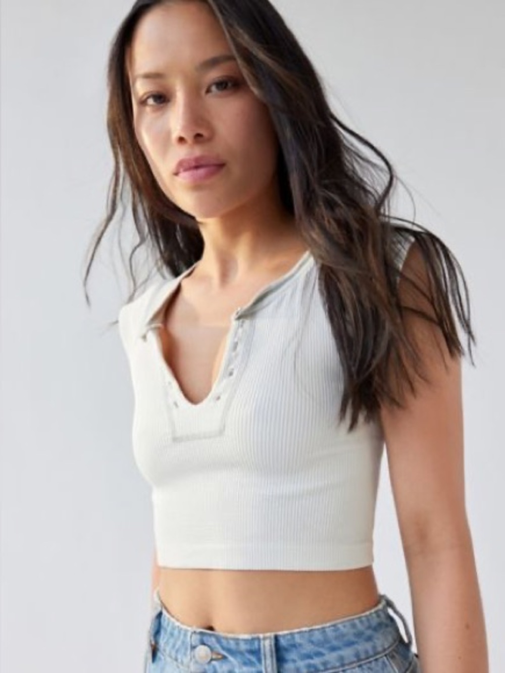 Set of 2 Urban Outfitters: Out from Under - Go for Gold Seamless Crop Tops